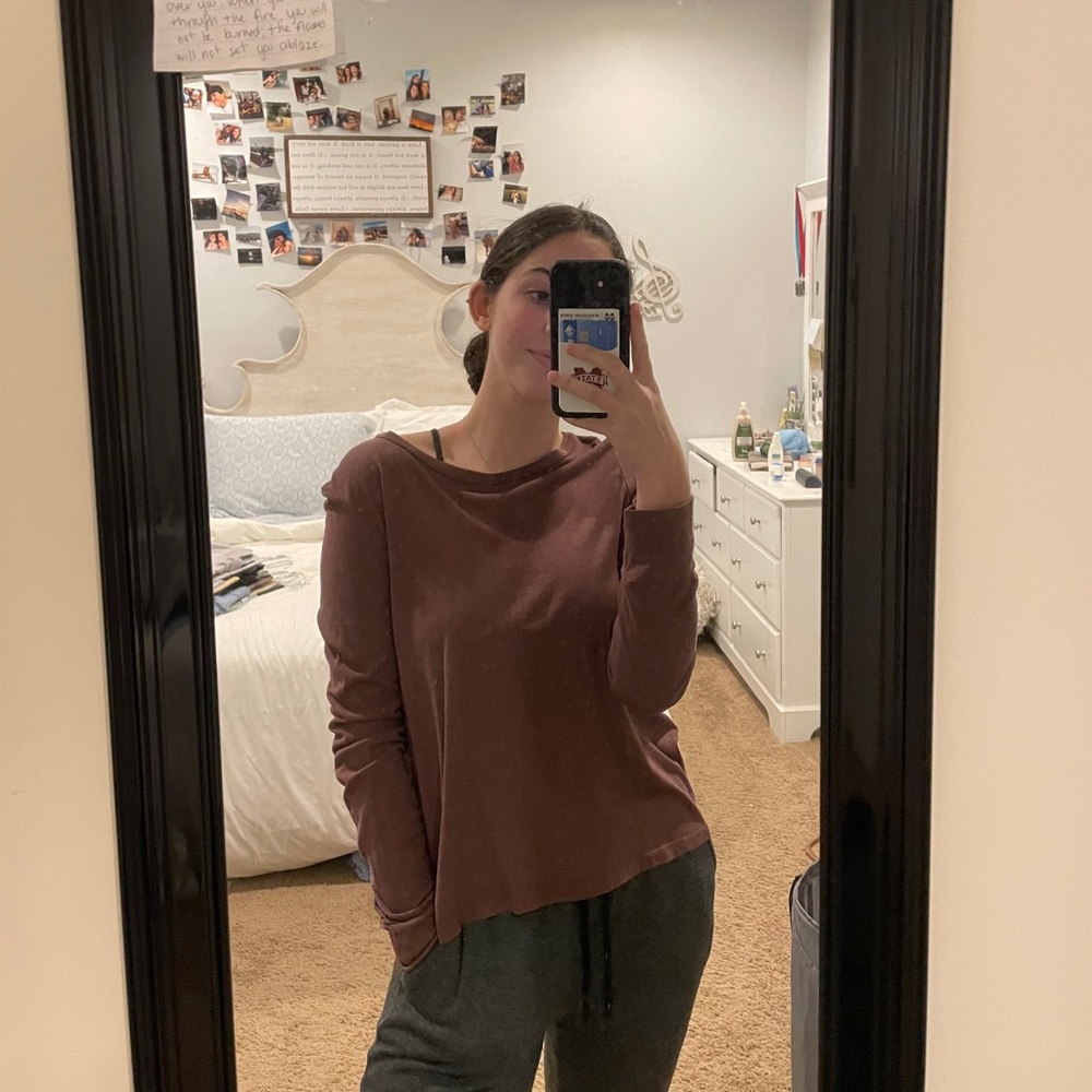 American Eagle Longsleeve